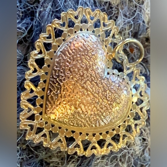 Petite heart charm or pendant, real gold - Picture 4 of 6